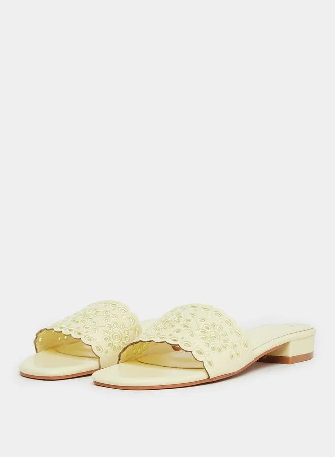 Styli Embroidered Strap Open Toe Sandals